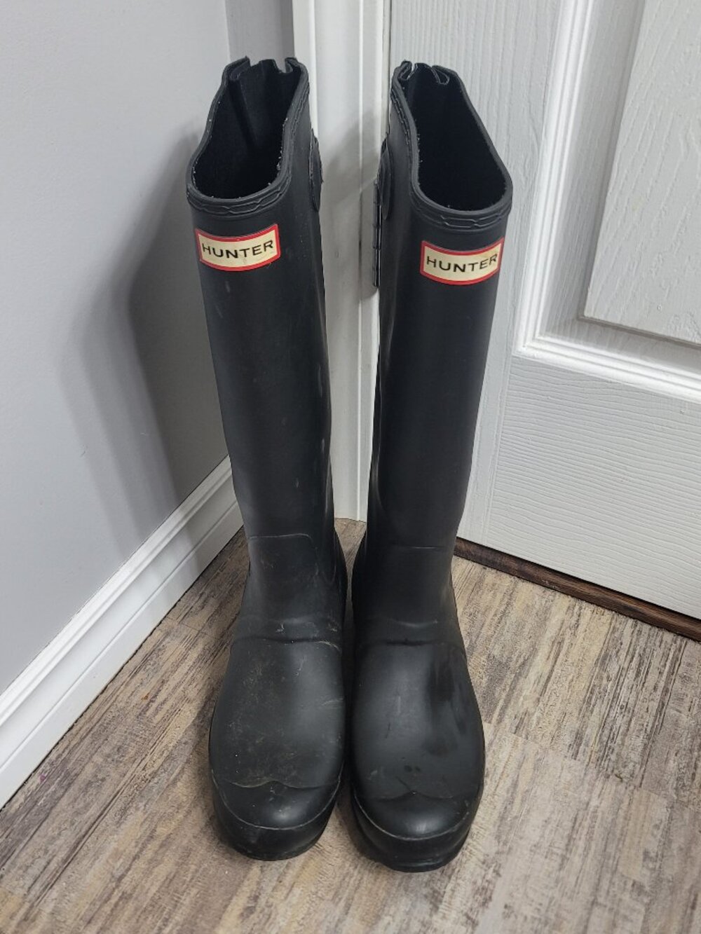 #902 Tall Hunter Black Boots sz 9